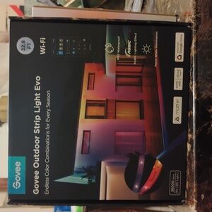 Govee RGBIC Wi-Fi Outdoor Strip Light Evo - Black